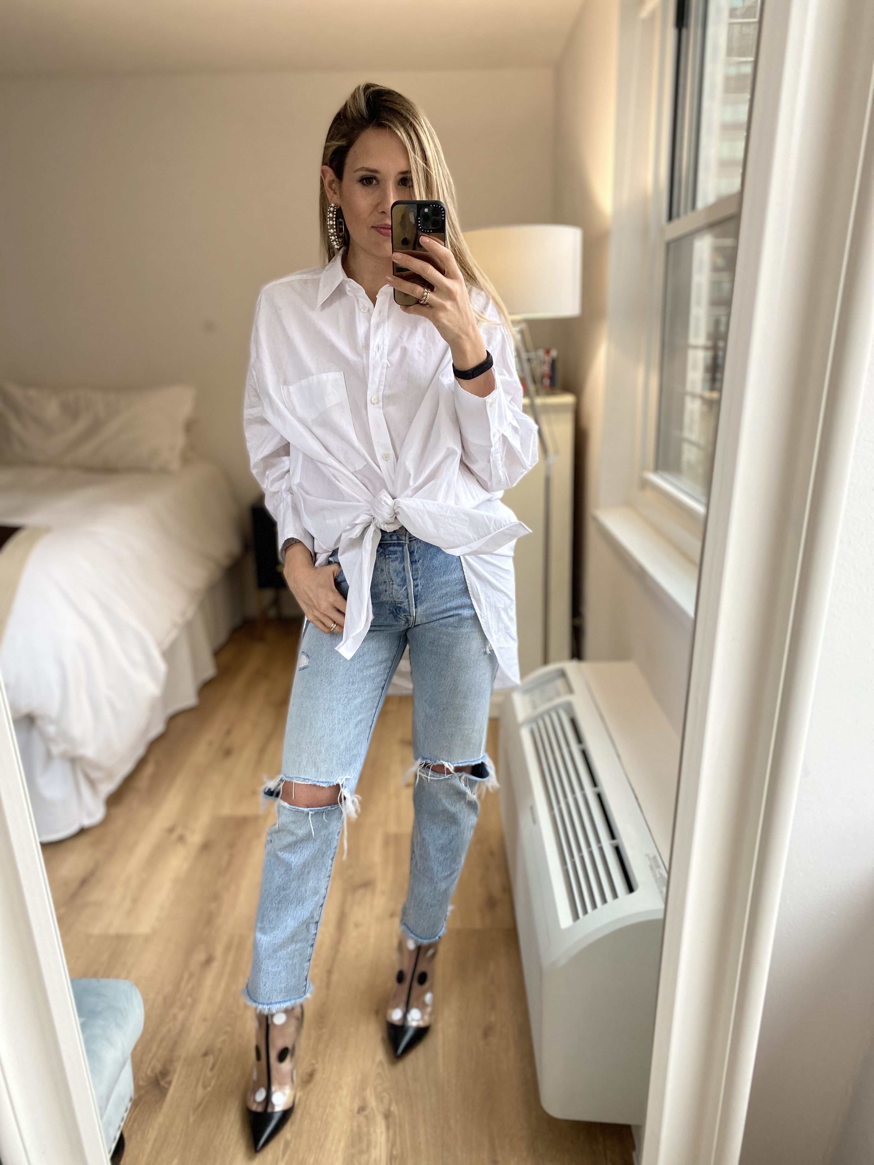 126C888E-B38A-474A-8BD4-580029E5F90F_1_201_a